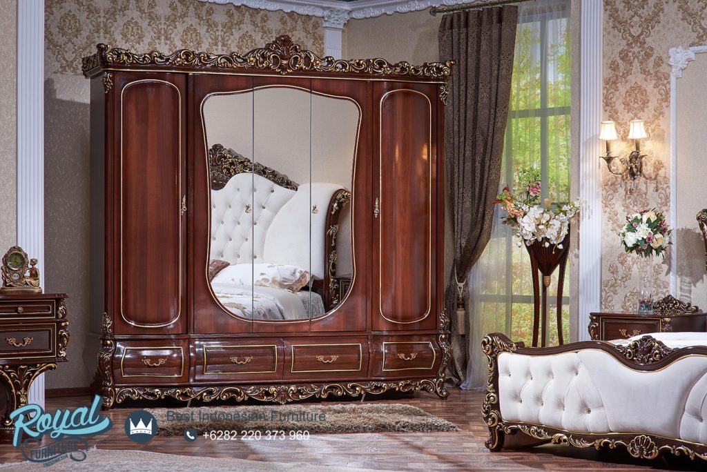 Lemari Pakaian Jepara Kayu Jati Klasik Ukiran Carolina, Almari Pakaian Putih Duco Ukiran Moden Jepara Italian Furniture. Lemari Pakaian Mewah Ukiran Klasik Jepara Turky Style, Almari Pakaian Kayu Mewah Modern Elegan, Lemari Pakaian 6 Pintu, Lemari Pakaian Kayu Jati, Lemari Pakaian Mewah, Lemari Pakaian Klasik, Almari Pakaian Jati, Almari Pakaian Klasik Mewah, Almari Pakaian Mewah, Royal Furniture